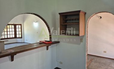 Casa PH en alquiler en Parque Quirno
