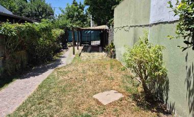Casa PH en alquiler en Parque Quirno