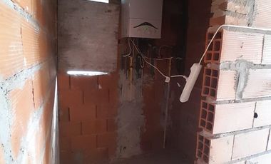 CASA 2 DORMITORIOS, COCHERA. ZONA RIO. G.BAIGORRIA