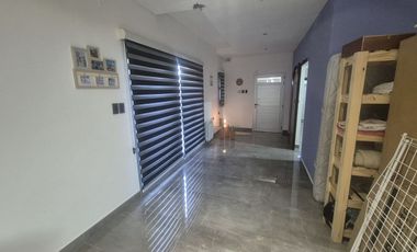 CASA 2 DORMITORIOS, COCHERA. ZONA RIO. G.BAIGORRIA