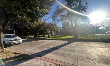 SE VENDE CASA ESQUINA BARRIO PARQUE ATLANTICA