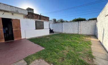 SE VENDE CASA ESQUINA BARRIO PARQUE ATLANTICA