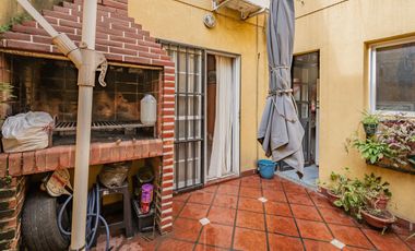 Venta PH 4 ambientes con patio y parrilla!