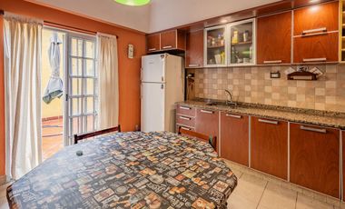 Venta PH 4 ambientes con patio y parrilla!