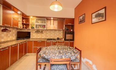 Venta PH 4 ambientes con patio y parrilla!