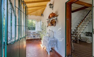 VENTA CASA QUINTA + PISCINA + PARQUE + DEPTO MERLO