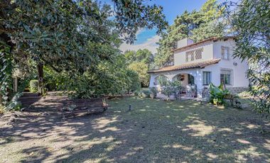 VENTA CASA QUINTA + PISCINA + PARQUE + DEPTO MERLO