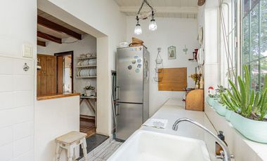 VENTA CASA QUINTA + PISCINA + PARQUE + DEPTO MERLO