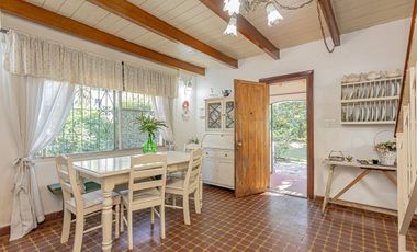 VENTA CASA QUINTA + PISCINA + PARQUE + DEPTO MERLO
