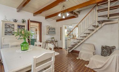 VENTA CASA QUINTA + PISCINA + PARQUE + DEPTO MERLO