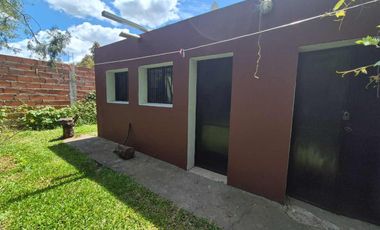 CASA EN VENTA SICARDI 2 DORMITORIOS CON PILETA