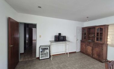 CASA EN VENTA SICARDI 2 DORMITORIOS CON PILETA