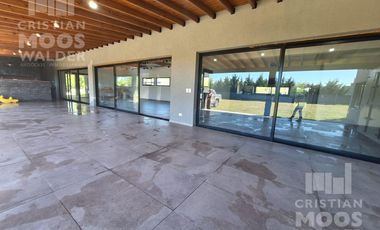 Casa en venta - Matheu