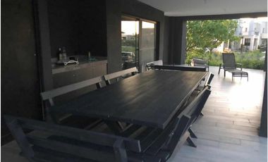 Venta Casa 5 Dormitorios - Pilara - PILAR