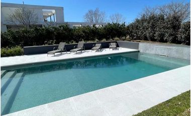 Venta Casa 5 Dormitorios - Pilara - PILAR