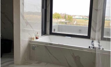 Venta Casa 5 Dormitorios - Pilara - PILAR