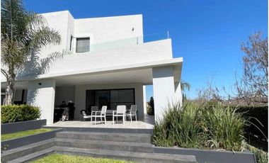 Venta Casa 5 Dormitorios - Pilara - PILAR