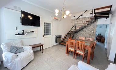 Casa en Temperley con 4 dormitorios - APTA CRÉDITO