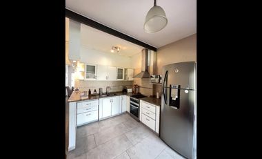 Casa en Temperley con 4 dormitorios - APTA CRÉDITO