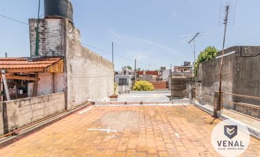 Venta Casa 4amb luminosa 3dorm patio parrilla garaje lavadero terraza loza a mts de Gral Paz