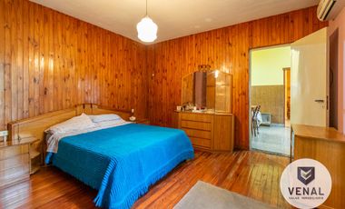 Venta Casa 4amb luminosa 3dorm patio parrilla garaje lavadero terraza loza a mts de Gral Paz