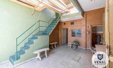 Venta Casa 4amb luminosa 3dorm patio parrilla garaje lavadero terraza loza a mts de Gral Paz