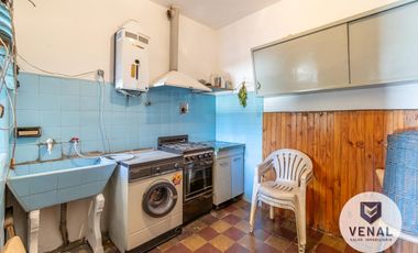 Venta Casa 4amb luminosa 3dorm patio parrilla garaje lavadero terraza loza a mts de Gral Paz