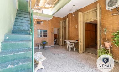 Venta Casa 4amb luminosa 3dorm patio parrilla garaje lavadero terraza loza a mts de Gral Paz