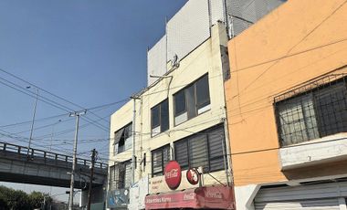 Venta Edificio Montevideo y Eje Central.