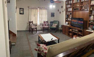 Casa en Temperley Este