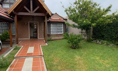 Casa en Temperley Este