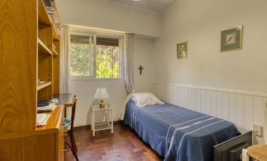 Casa venta Fisherton 4 Dormitorios Patio parquizado cochera