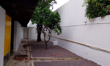 Casa en  lote propio