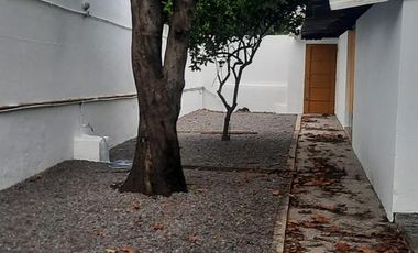 Casa en  lote propio