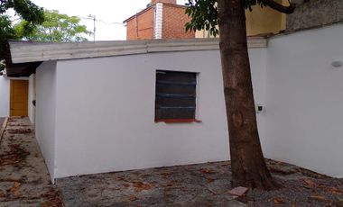Casa en  lote propio