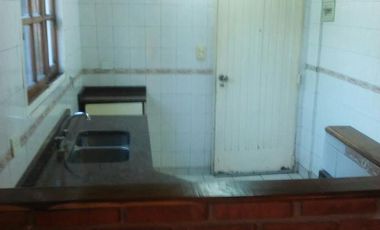 Correa 1125 - Luis Guillon