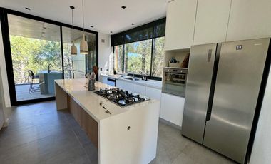 Casa en  Venta Costa Esmeralda