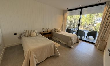 Casa en  Venta Costa Esmeralda