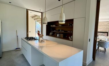 Casa en  Venta Costa Esmeralda