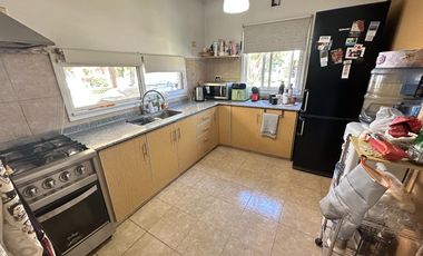 Casa en el barrio privado Jardines de Escobar