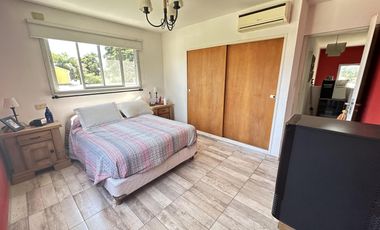 Casa en el barrio privado Jardines de Escobar