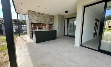 Casa en Cadaques Funes Hills