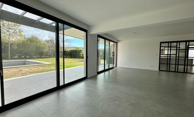 Casa en Cadaques Funes Hills