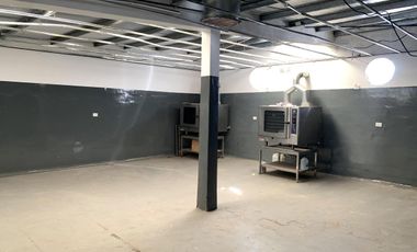 Se vende el block de dos inmuebles intercomunicados con salida a dos calles, Alsina y Dardo Rocha.