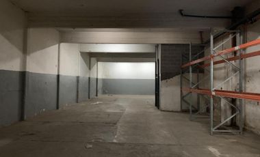 Se vende el block de dos inmuebles intercomunicados con salida a dos calles, Alsina y Dardo Rocha.