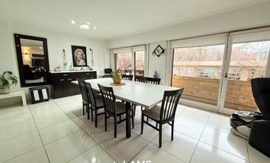 Venta - Piso 5 ambientes - Zona Centro