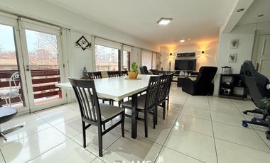 Venta - Piso 5 ambientes - Zona Centro
