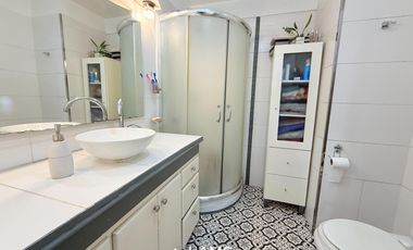 Venta - Piso 5 ambientes - Zona Centro