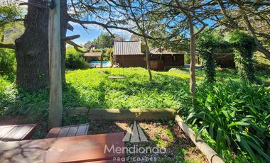 Casa 3 amb con Pileta y Quincho (840 m2 de lote) en Bruno e/ Olga y Ofelia - Sierra de los Padres