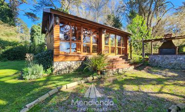 Casa 3 amb con Pileta y Quincho (840 m2 de lote) en Bruno e/ Olga y Ofelia - Sierra de los Padres